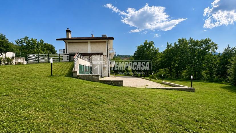 Trilocale in Via Cupa del Conte, Aiello del Sabato — foto 4 di 5