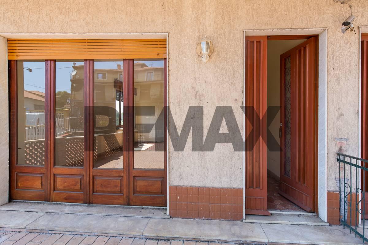 Appartamento in Via Tondo 23, Pedara