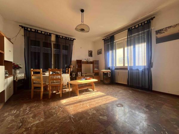 Villa in Largo Dante Alighieri, Sesto Calende — foto 2 di 5