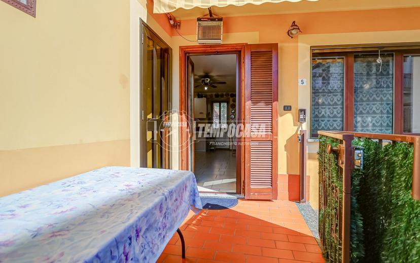 Casa indipendente in Vicolo Chiuso, Taino — foto 2 di 5