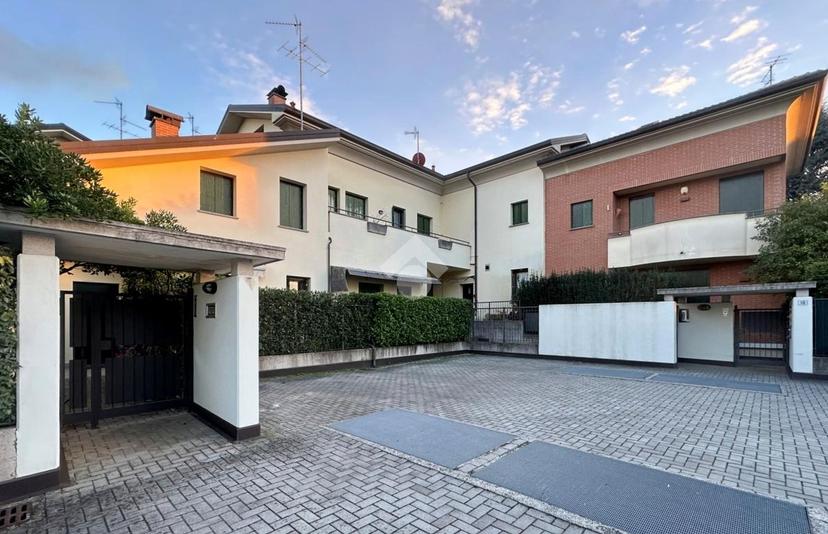 Villa a schiera in Via da Verazzano 10, Carate Brianza — foto 5 di 5