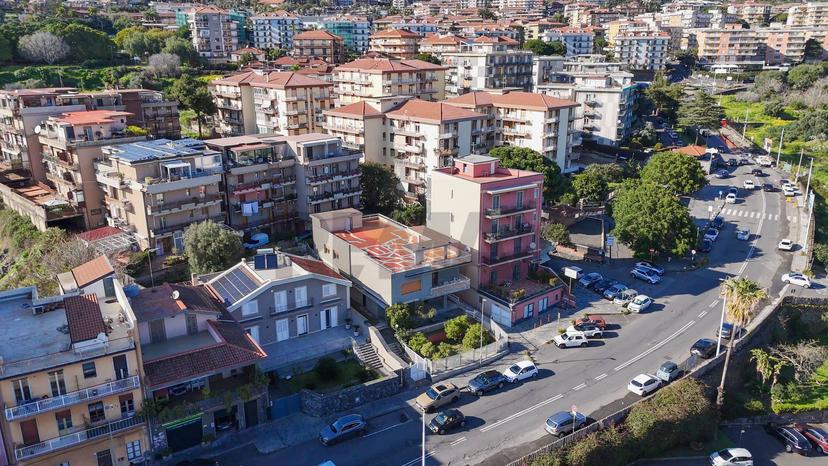 Villa in Via Nizzeti 64, Tremestieri Etneo — foto 2 di 5