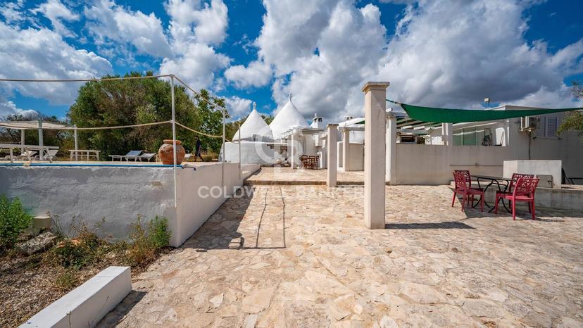 Abitazione tipica in Contrada Certosa Snc, Ostuni — foto 2 di 5