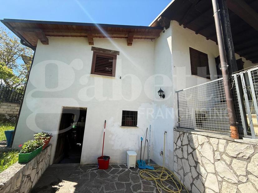 Casa indipendente in Via Ruva Snc, Pescorocchiano — foto 5 di 5