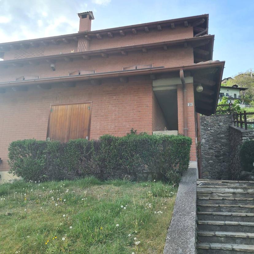 Monolocale in Regione Le Crou 21, Aosta — foto 4 di 5