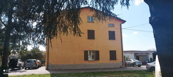 Villa in Via Parigi, Bastia Umbra