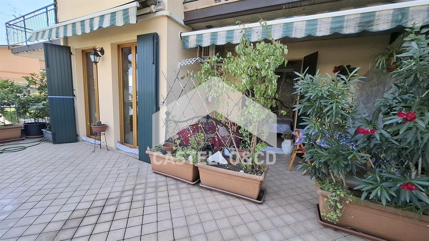 Bilocale in Via Irta 43, Desenzano del Garda