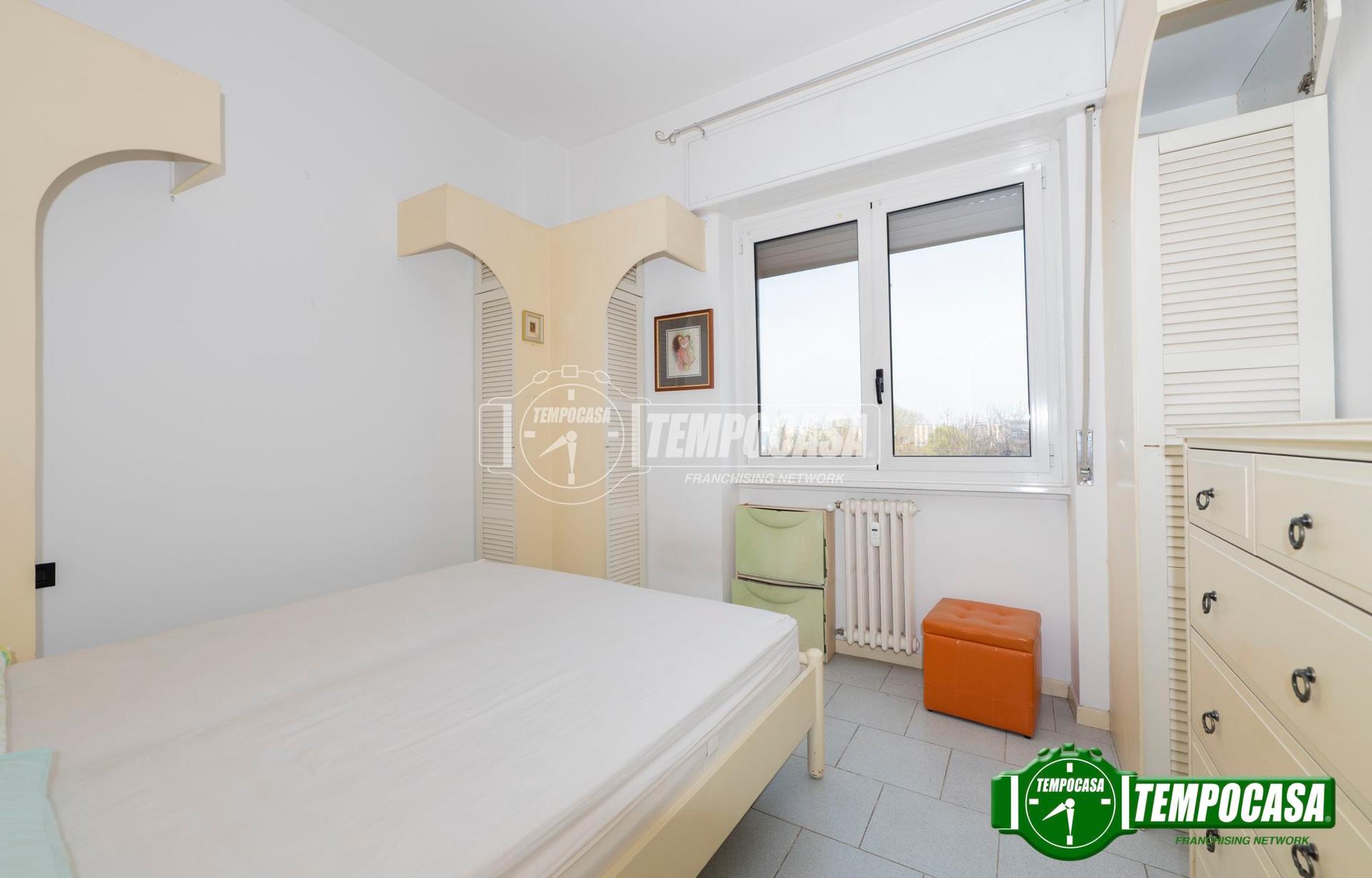 Bilocale in Via Italia, Cesano Boscone