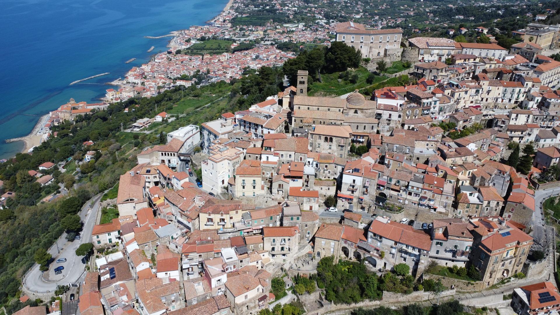 Appartamento in Via Gianbattista Forziati 34, Castellabate