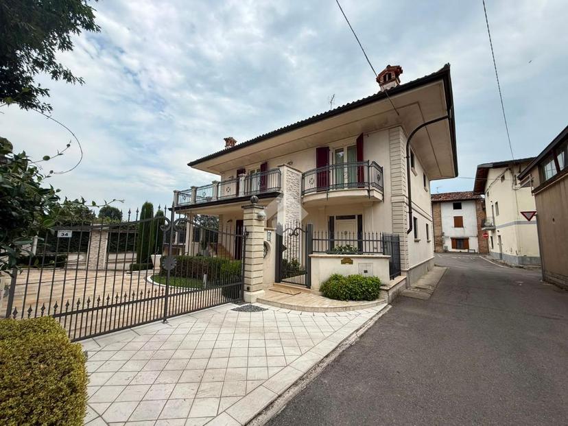 Villa in Via Carso 28, Barbata — foto 4 di 5