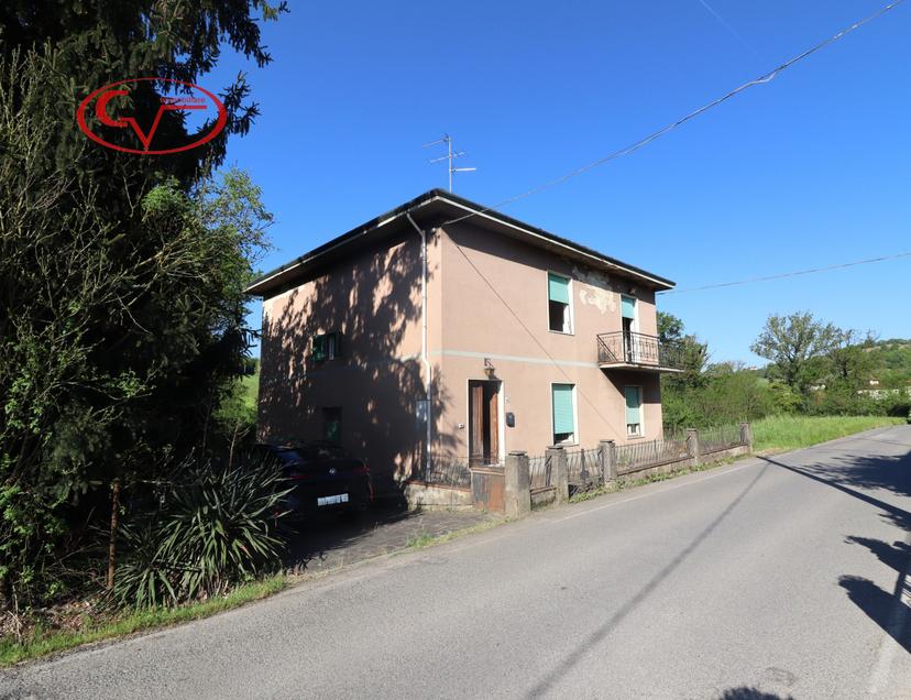 Casa indipendente in Strada delle Ville, Terranuova Bracciolini — foto 3 di 5