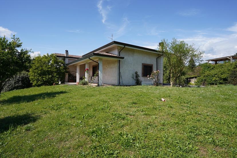 Villa in Via Foresta Snc, Cassino — foto 2 di 5
