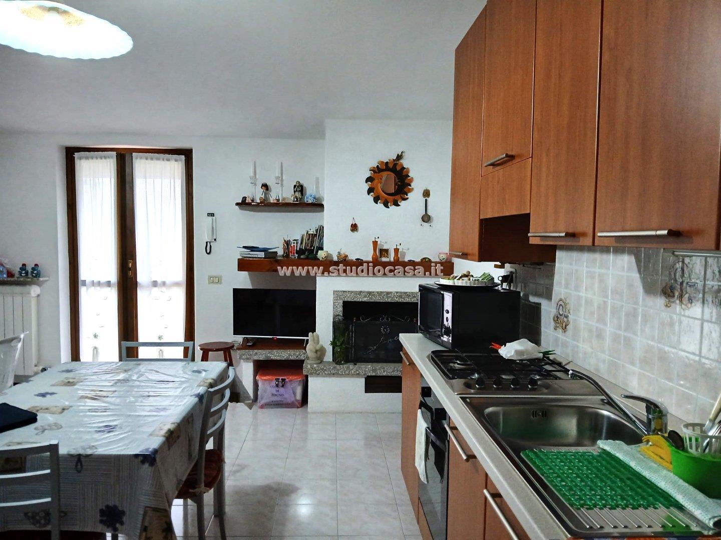 Bilocale in Via Roncaglia, Zogno