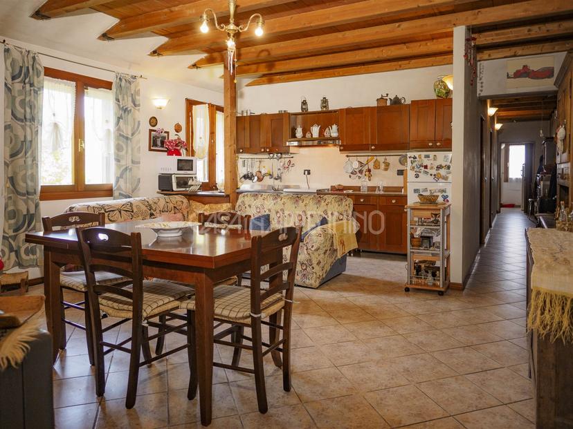 Casa indipendente, Frassinoro — foto 2 di 5