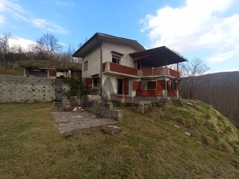 Casa indipendente, Villa Basilica — foto 4 di 5