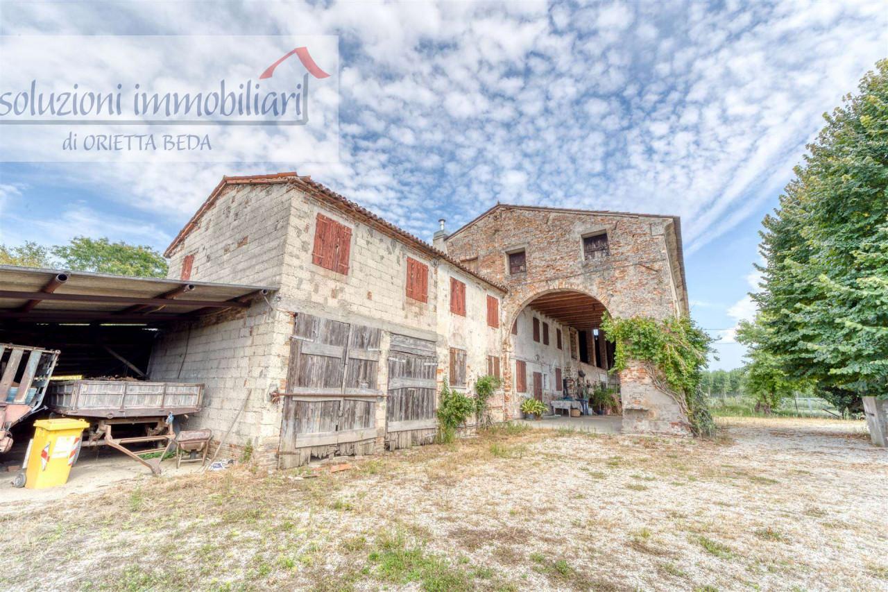 Casale in Via San Michele Arcangelo, Mestrino