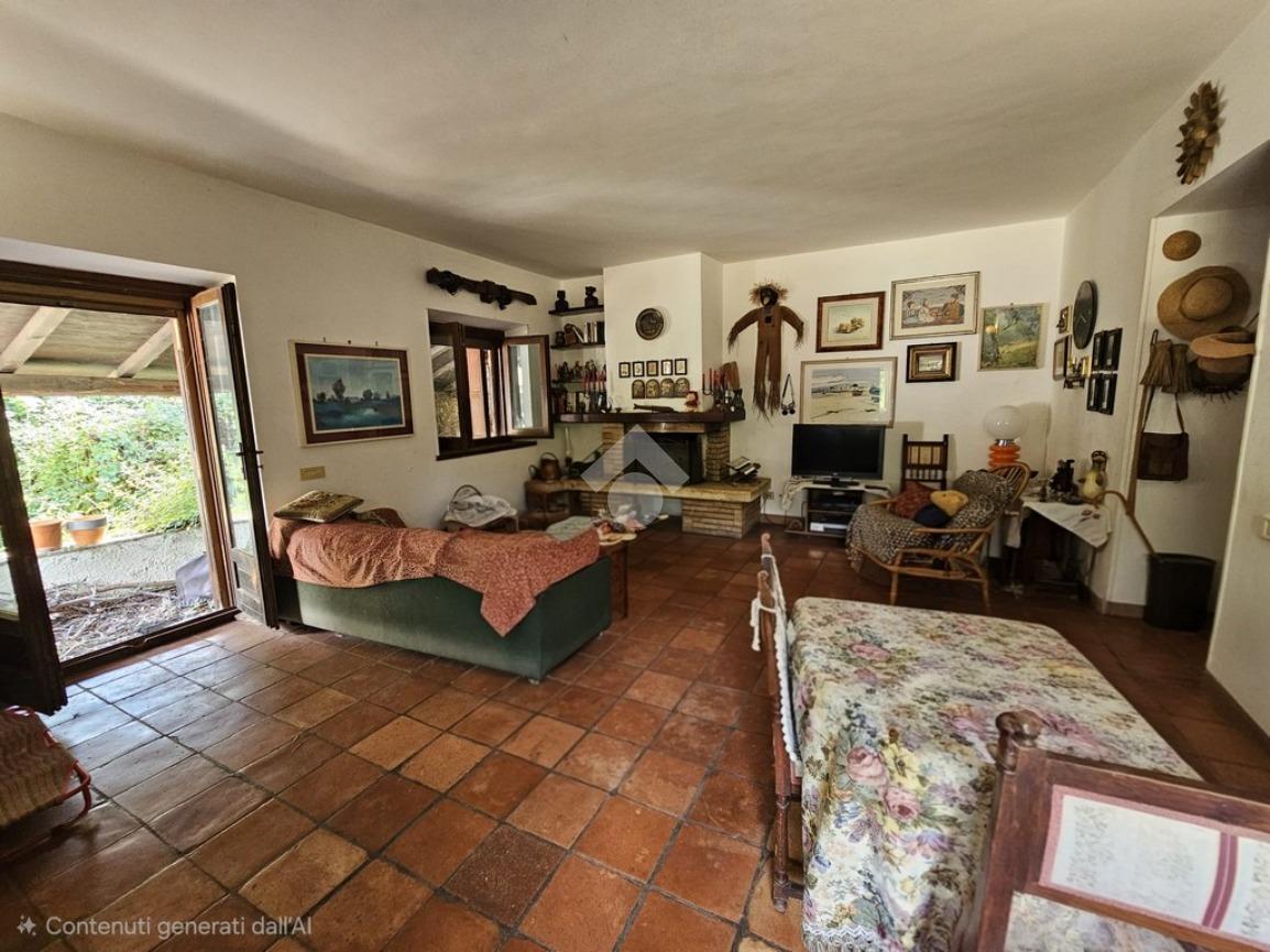 Casa indipendente in Via Fontevecchia 32, Montopoli di Sabina