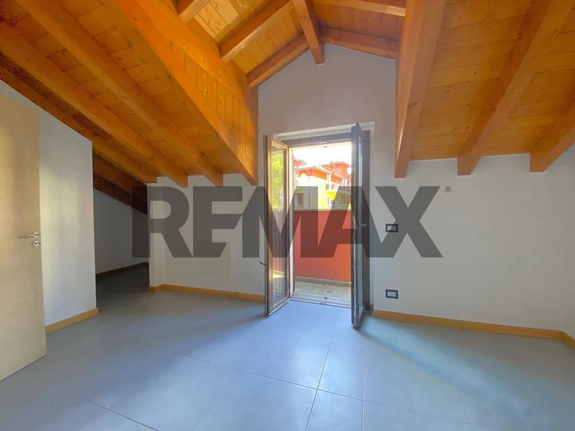 Casa indipendente in Via Torino 10, Arona — foto 2 di 5