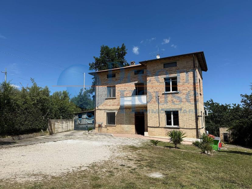 Casa indipendente in Contrada San Giuseppe 9, Controguerra — foto 3 di 5