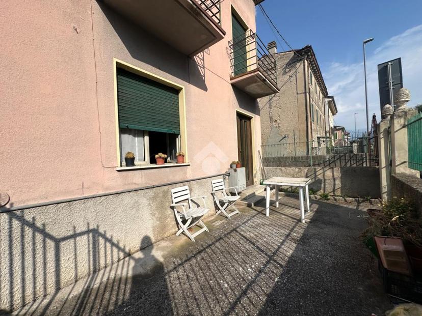 Casa indipendente in Piazzale Vittorio Veneto 60, Bussolengo — foto 4 di 5