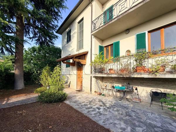 Villa plurifamiliare in Via Francesco Petrarca, Sansepolcro — foto 5 di 5