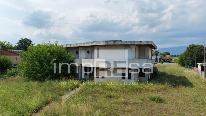 Casa indipendente in Via  Brenta 24, San Martino di Lupari — foto 2 di 5