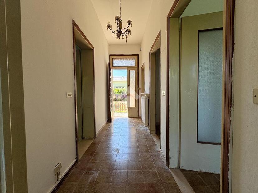 Villa in Via dell'Artigianato 15, Suzzara — foto 2 di 5