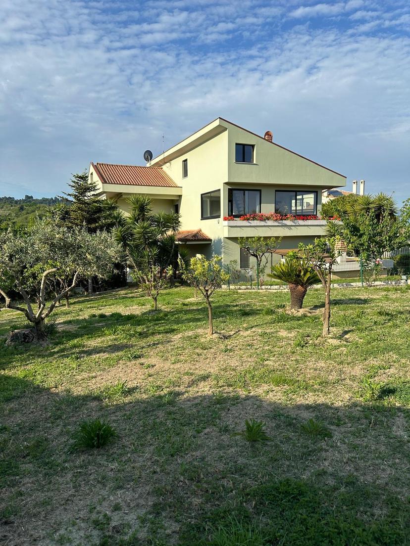 Villa in Via Colle della Vecchia, Montesilvano — foto 4 di 5