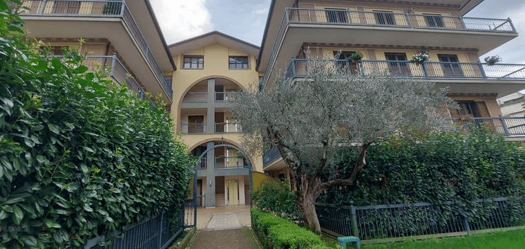Attico in Via Giovanni Gentile, Benevento — foto 4 di 5