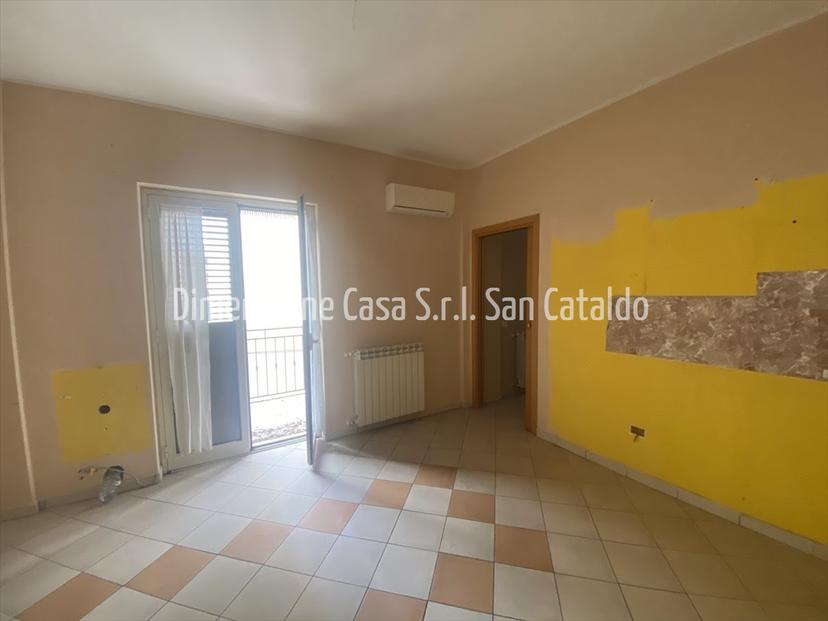 Quadrilocale in Via Ruggero Settimo 42, Caltanissetta — foto 2 di 5