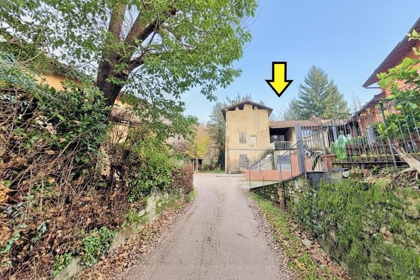 Casa indipendente in Via Albareda 7, Missaglia