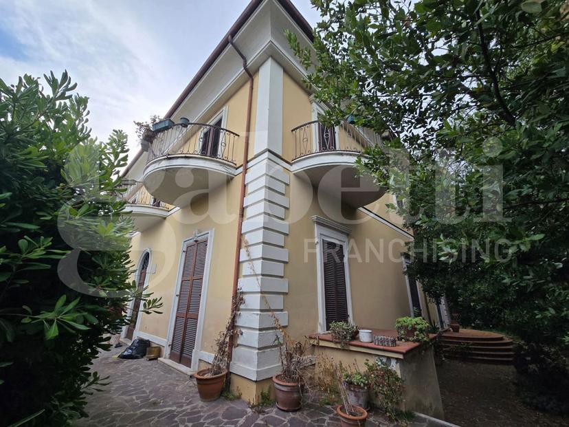 Terratetto plurifamiliare in Via Nazionale per Teramo  188, Giulianova — foto 3 di 5