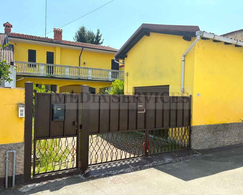Casa indipendente in Vicolo Consortile N° 13, Garlasco — foto 2 di 5