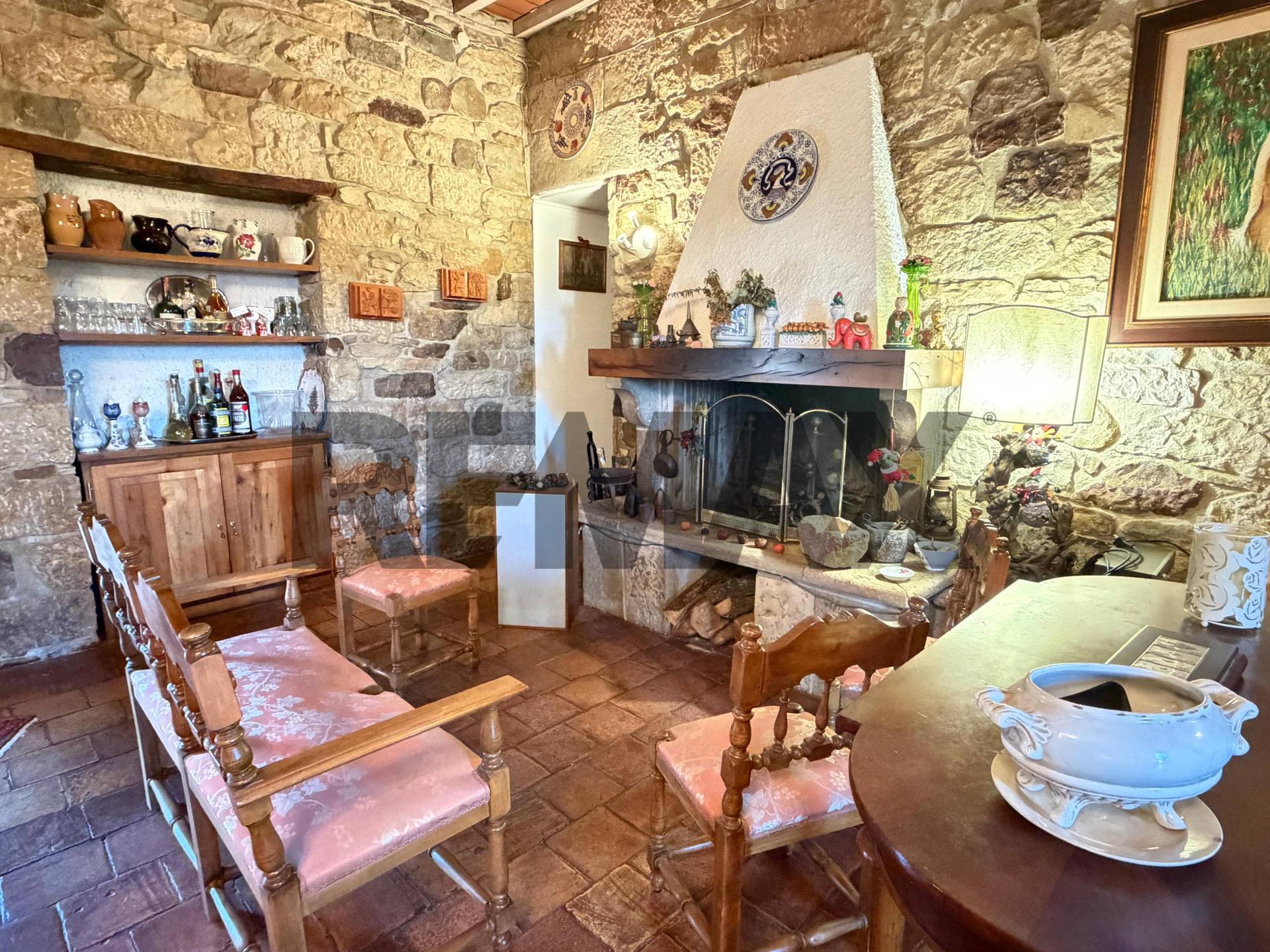 Appartamento in Via Colle 20/24, Civitacampomarano