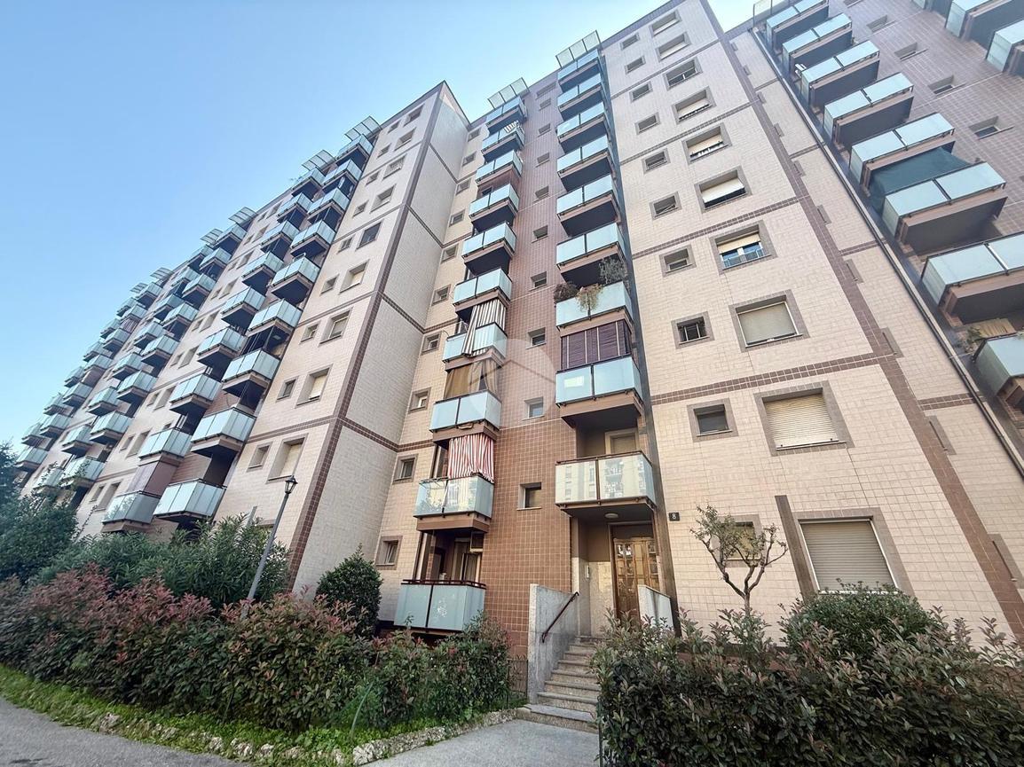 Bilocale in Via Marzabotto 8, Corsico
