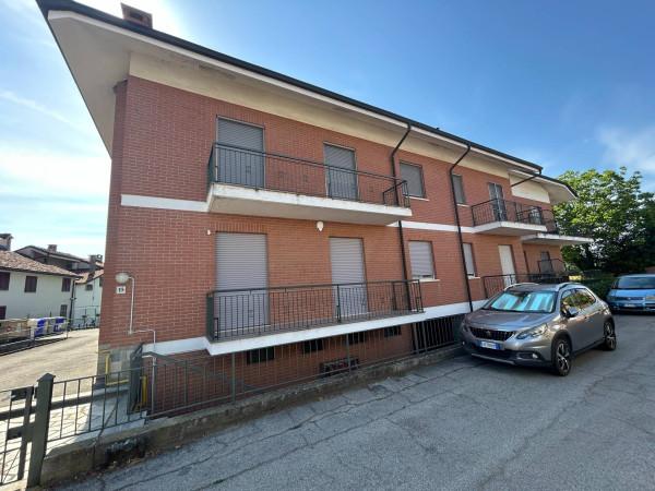 Trilocale in Via Madonnina 19, Carignano