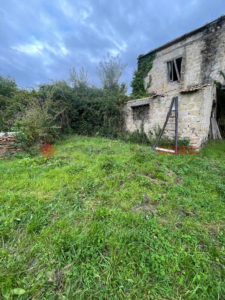Rustico in Via Cuoci 3, Minturno — foto 3 di 3