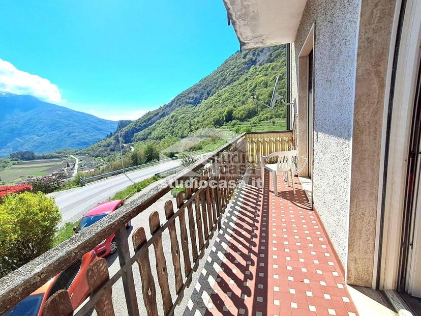 Villa bifamiliare in Frazione Varano, Mori
