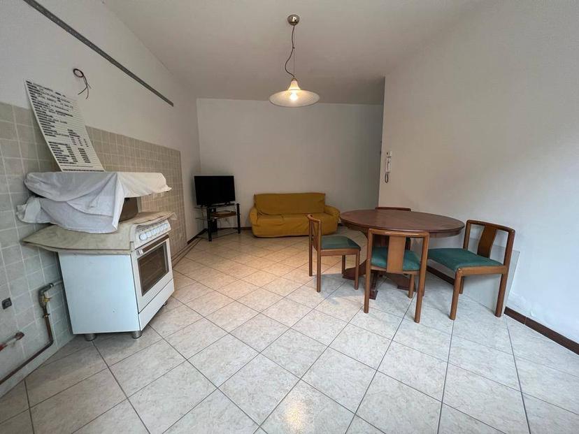 Bilocale in Via Giuseppe Verdi 9, Cesano Maderno — foto 2 di 5