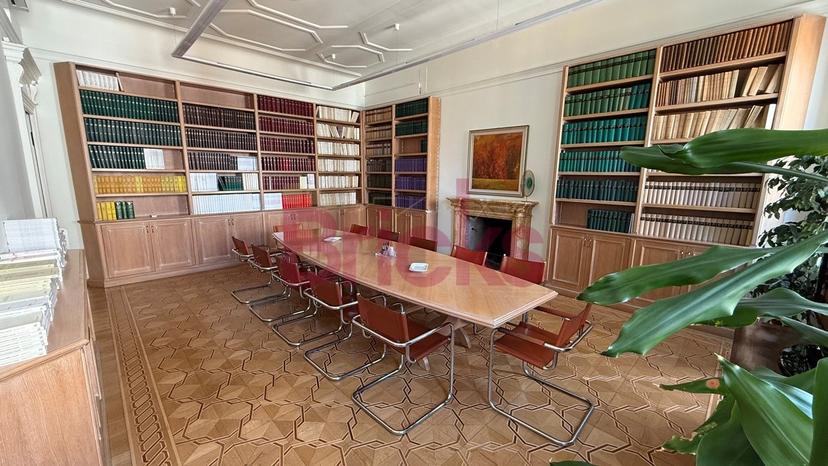 Villa bifamiliare in Corso Magenta 44, Milano