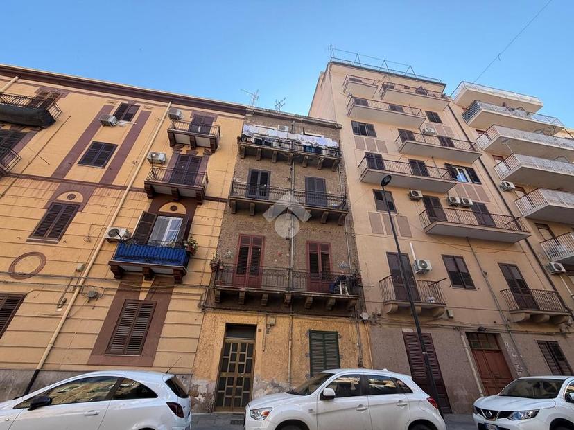 Quadrilocale in Via Francesco Paolo Perez 79, Palermo