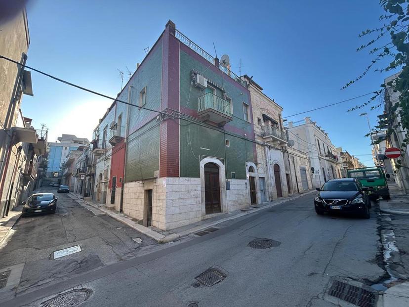 Casa indipendente in Via Carlo Alberto 87, Canosa di Puglia — foto 3 di 3