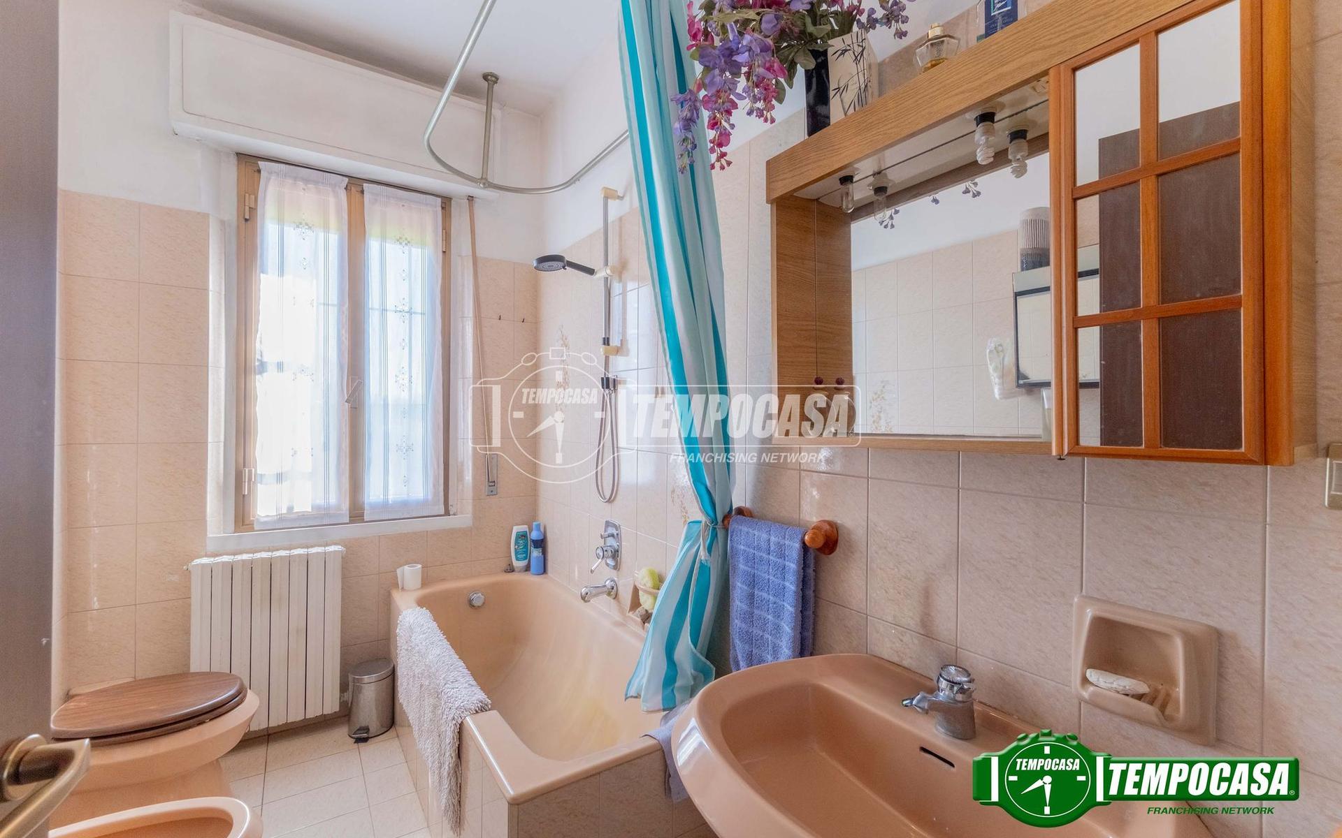 Villa a schiera in Via Niccolò Machiavelli, Bollate
