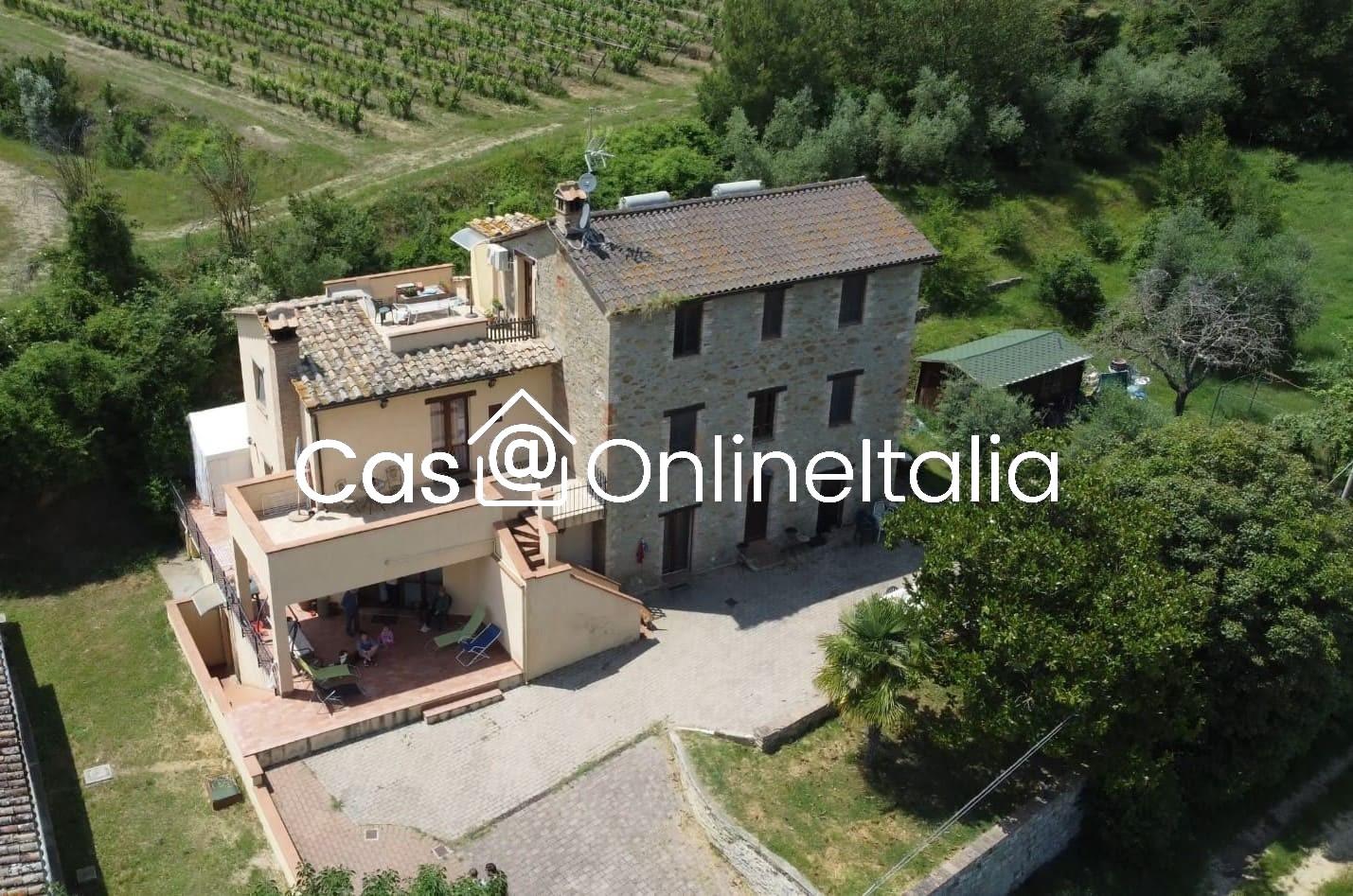 Casa indipendente in Via dell'Anguillara 13, Magione
