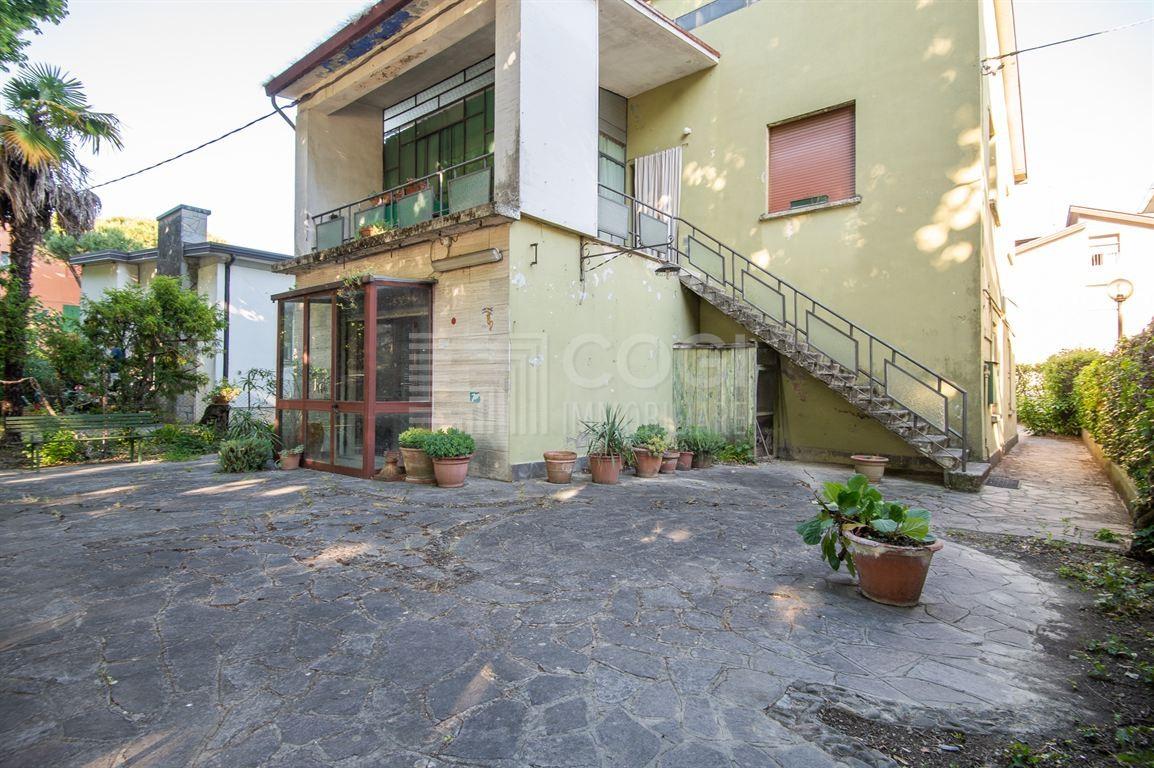 Casa indipendente in Viale Fratelli Cairoli 10, Castel Bolognese