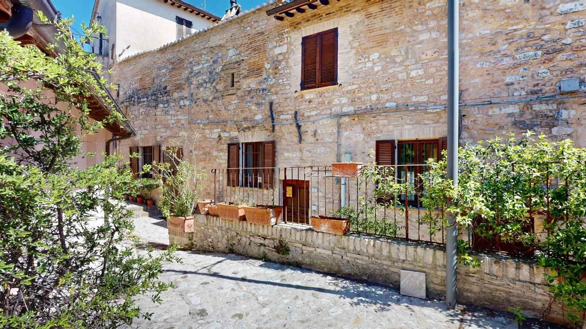 Casa indipendente in Piazza delle Foglie, Spello
