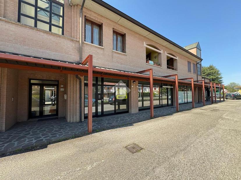 Quadrilocale in Via San Biagio 18, Castelnovo di Sotto — foto 2 di 5