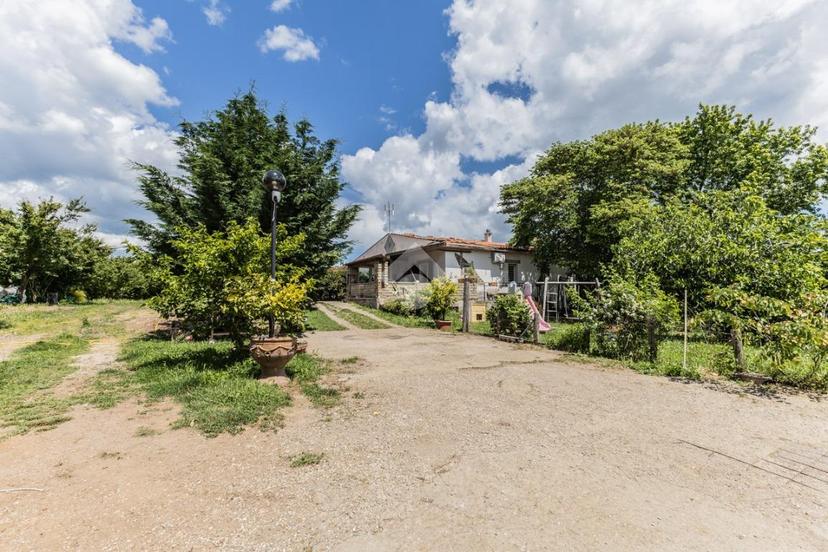 Villa in Località Campo Lungo, Capranica — foto 2 di 5