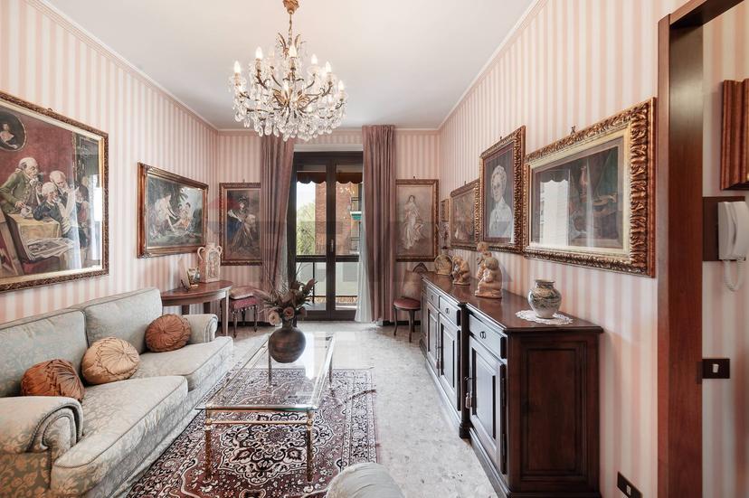 Bilocale in Via Martinetti 15, Milano