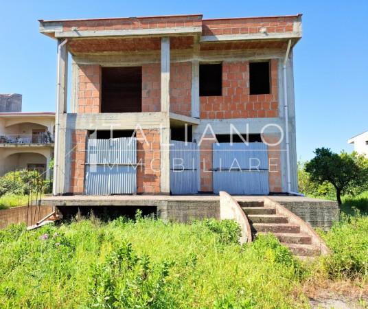 Villa in Via Garrisi 86, Milazzo